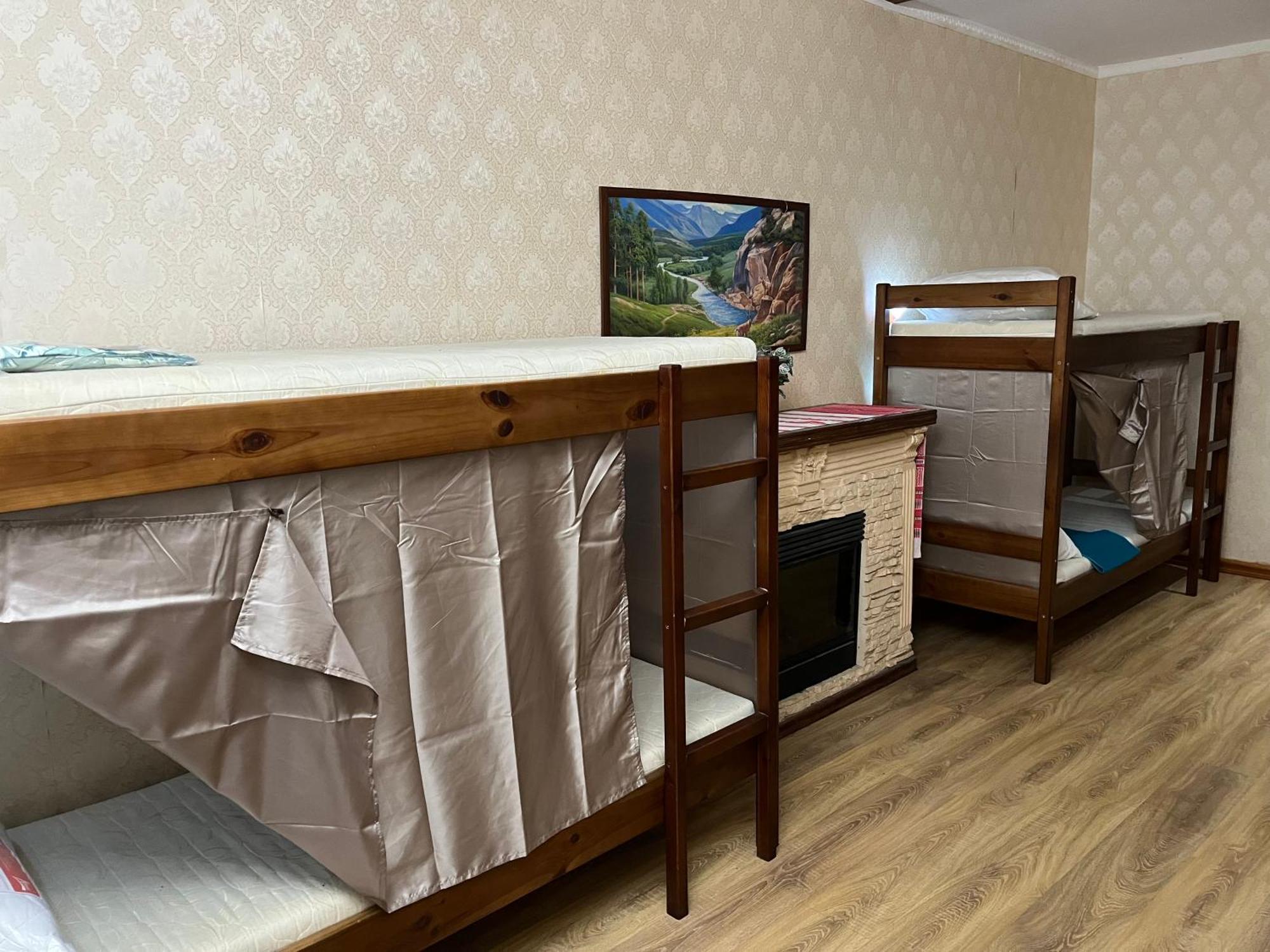 Ararat-Osokorki Hostel Киев Экстерьер фото
